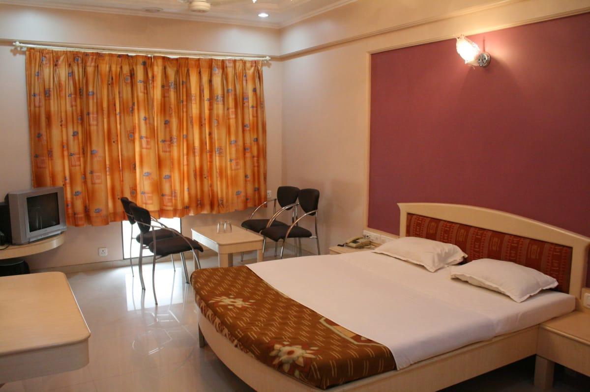 Hotel Sai International Peth  Екстер'єр фото